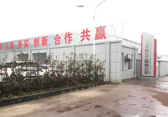 厂房大门
