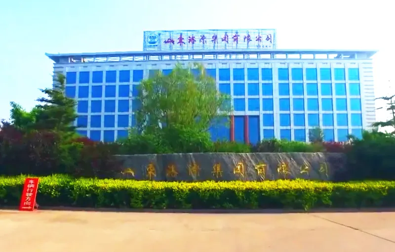厂房大门