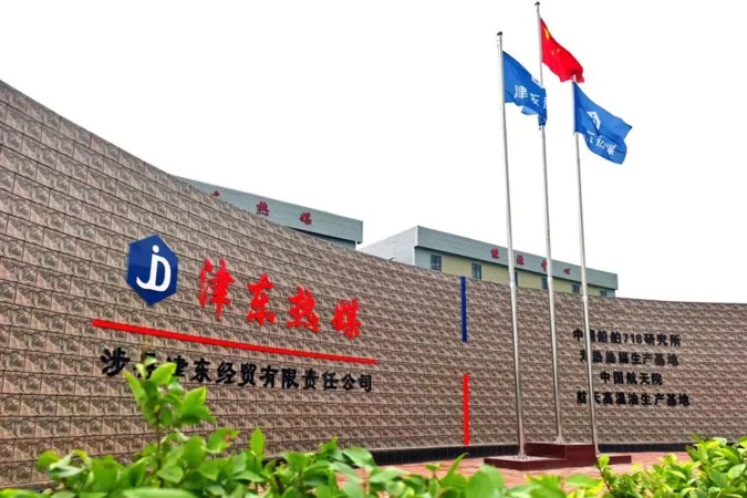 厂房大门