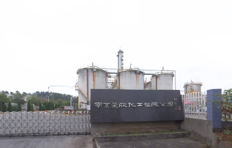 厂房大门