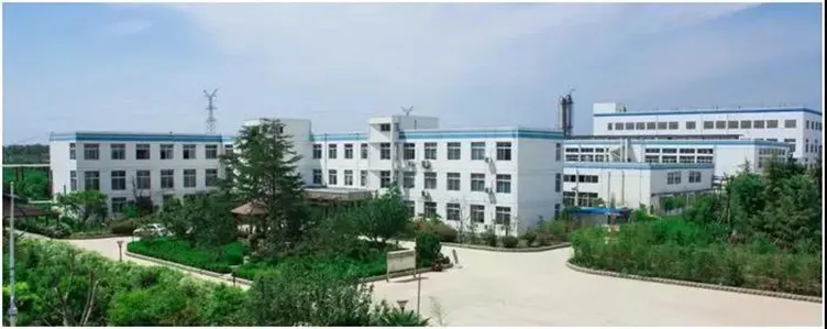 厂房大门
