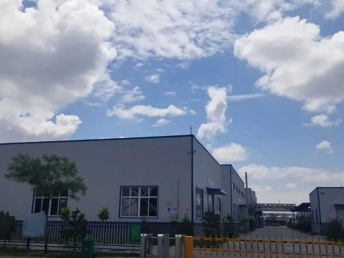 厂房大门