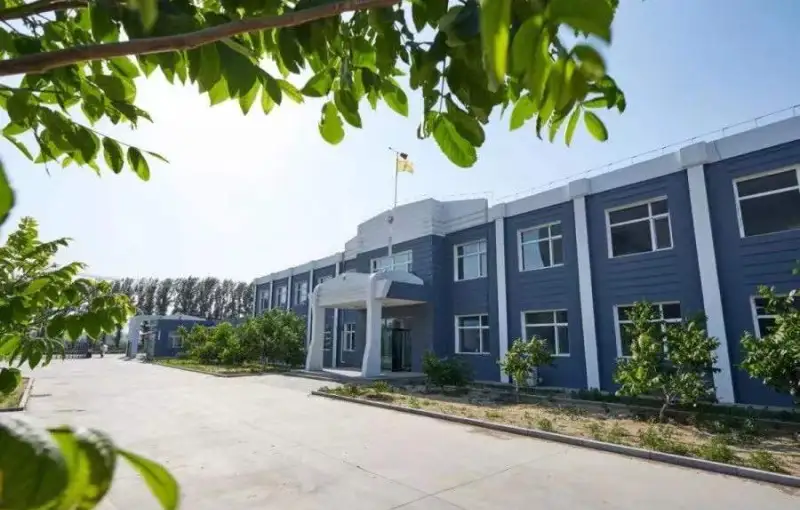 厂房大门