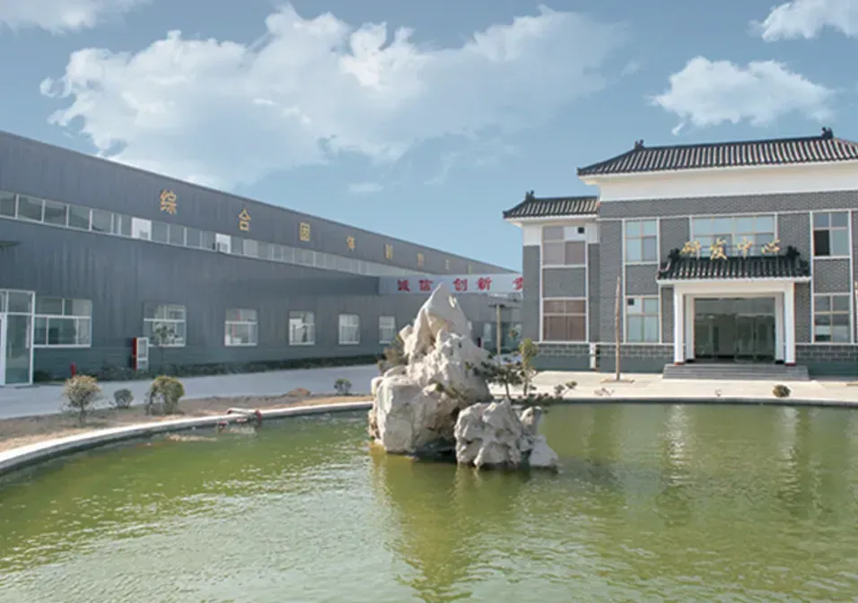 厂房大门