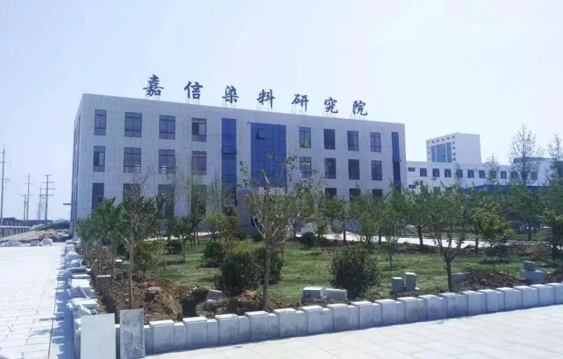 厂房大门