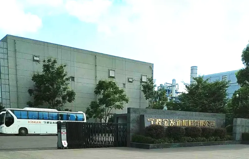 厂房大门