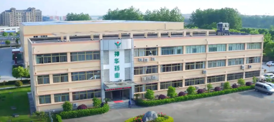 厂房大门