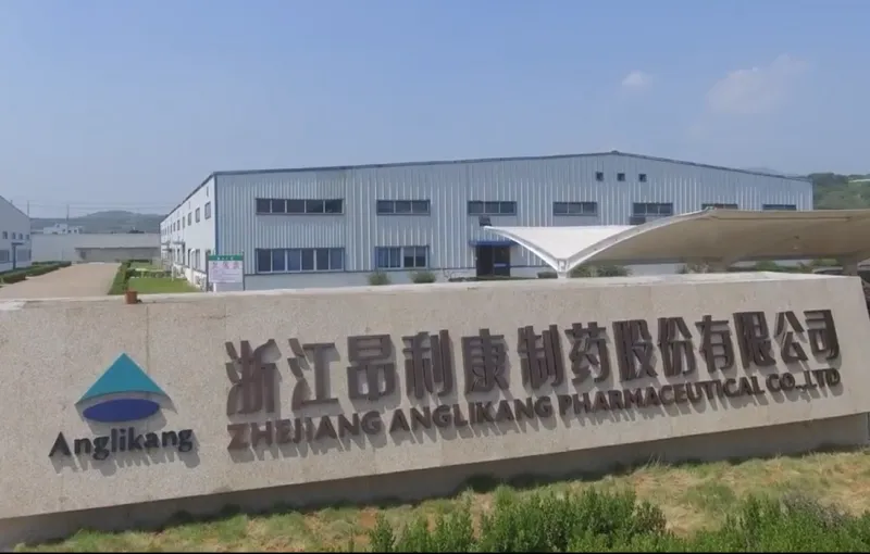 厂房大门