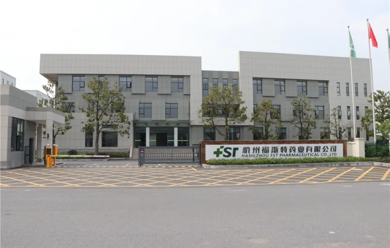 厂房大门