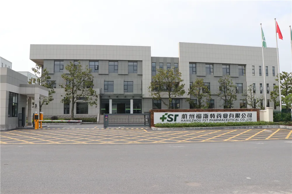 厂房大门