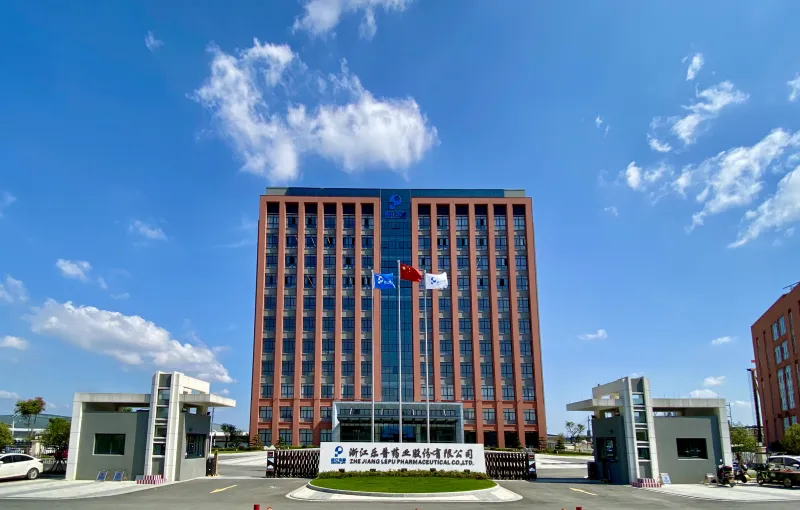 厂房大门