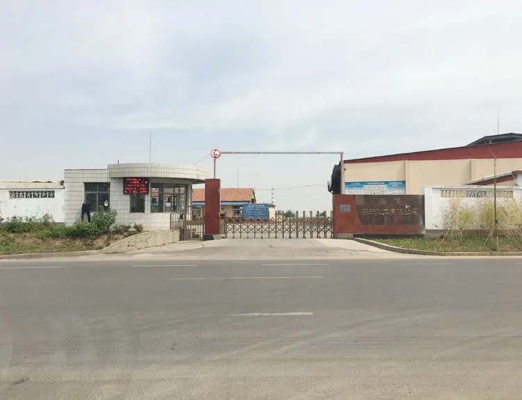 厂房大门