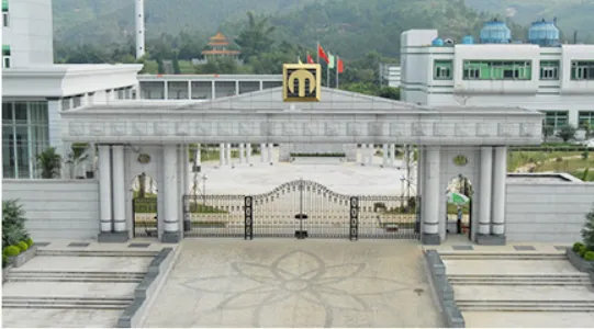 厂房大门