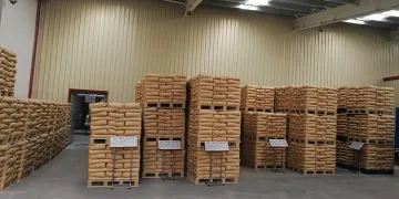 2,2’-二氨基乙二醇二苯醚