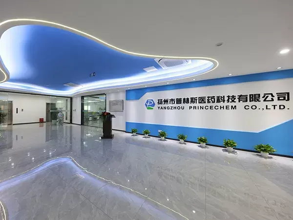 厂房大门