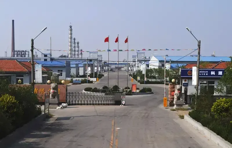 厂房大门
