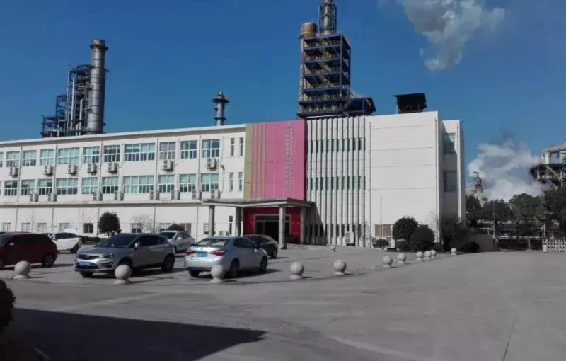 厂房大门