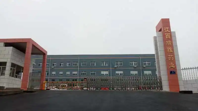 厂房大门
