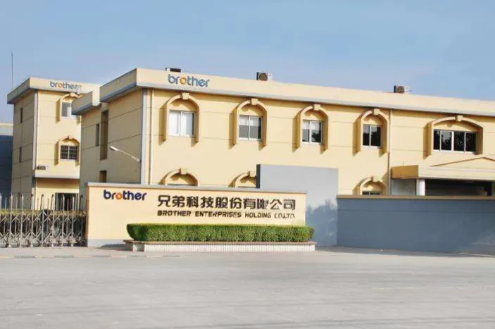 厂房大门