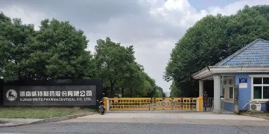 厂房大门