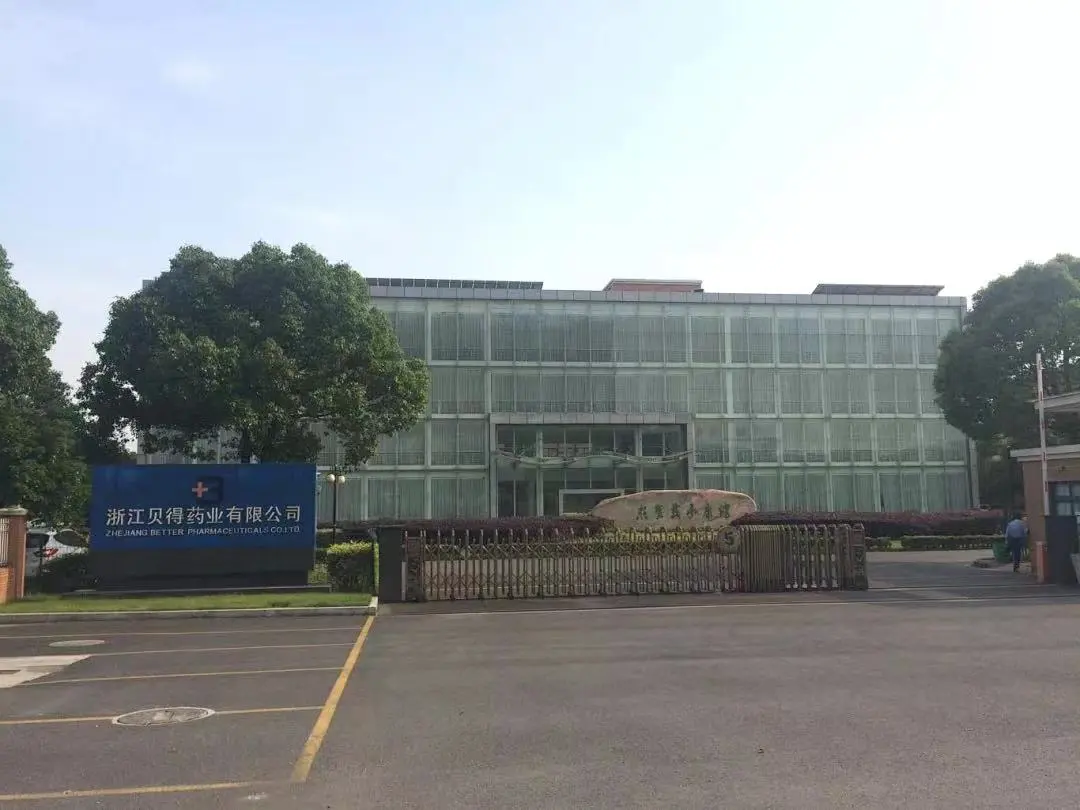 厂房大门