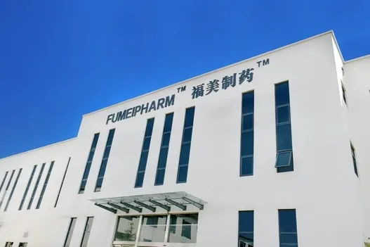 厂房大门
