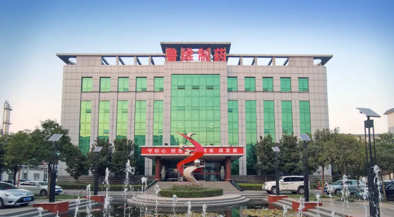 厂房大门