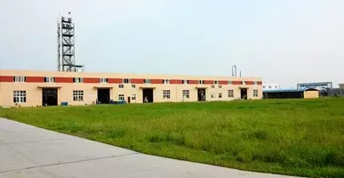 厂房大门