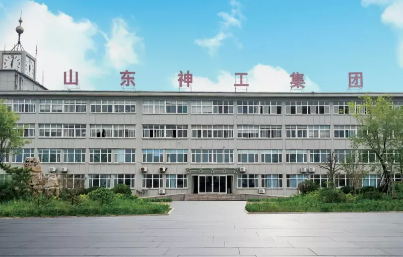 厂房大门