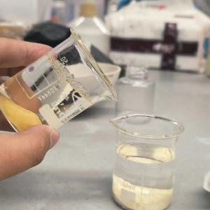 丙烯酸接枝淀粉300