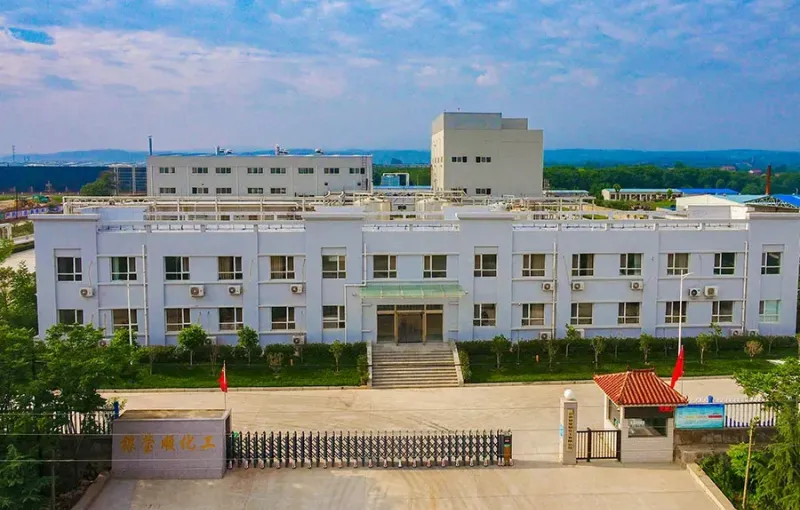 厂房大门