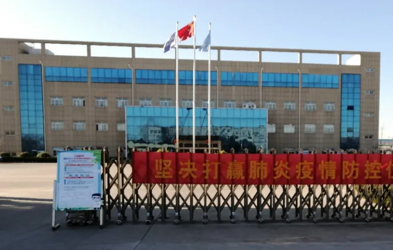 厂房大门