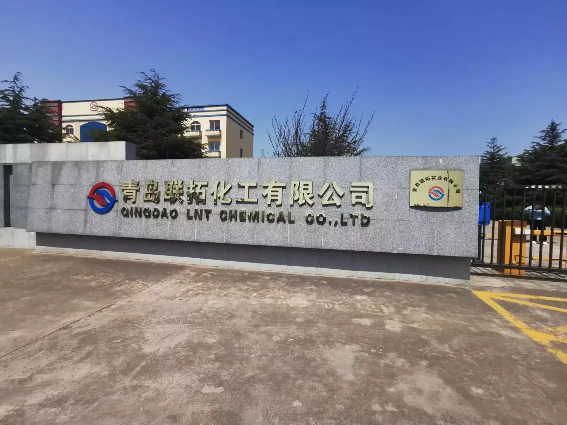厂房大门
