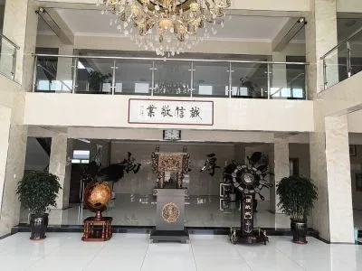 厂房大门