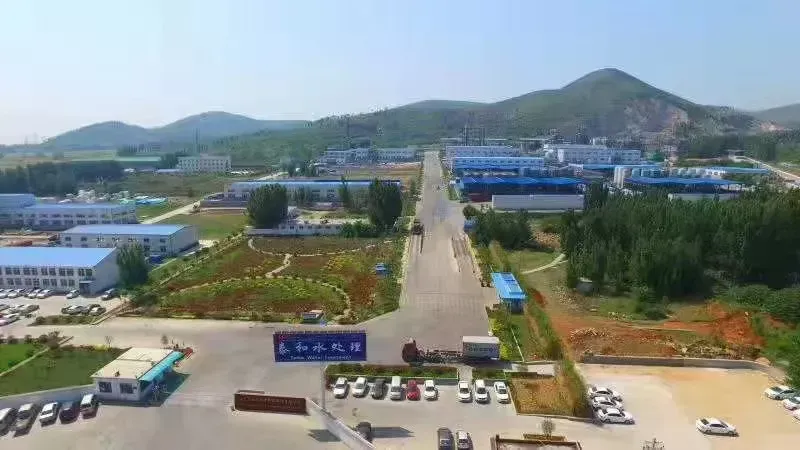 厂房大门