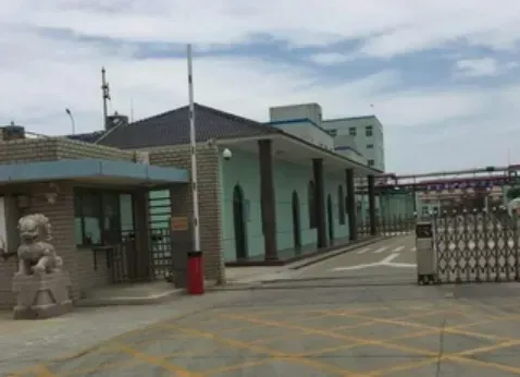 厂房大门