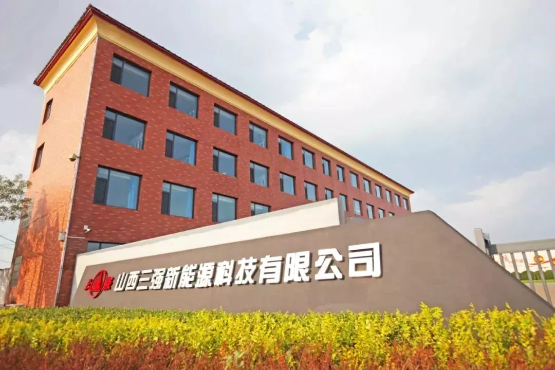 厂房大门