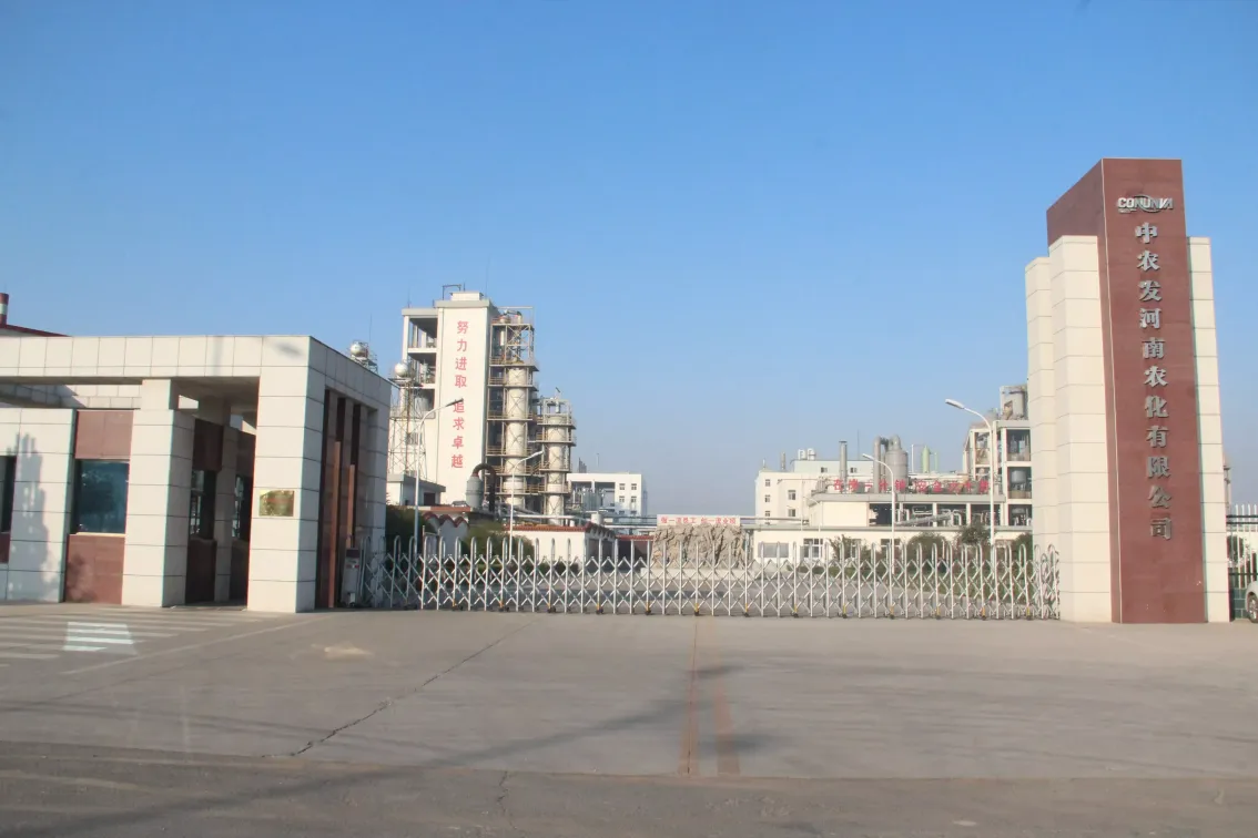 厂房大门